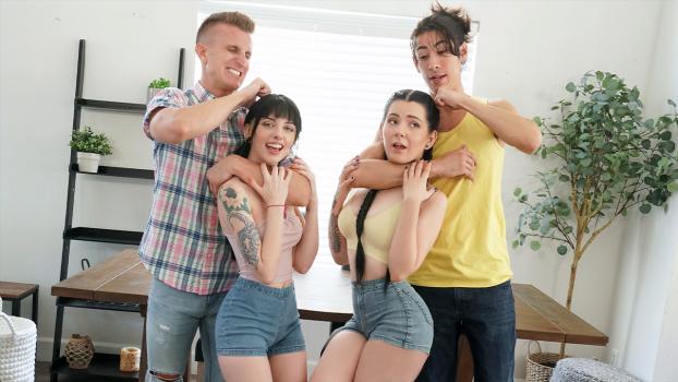 SisSwap: Lily Thot, Kitty Cam – Fourway Dare